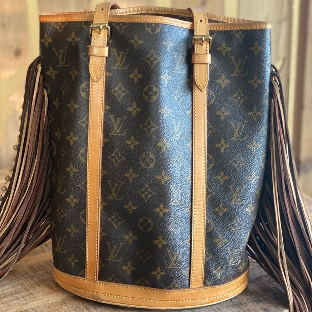 Authentic Louis Vuitton bag.